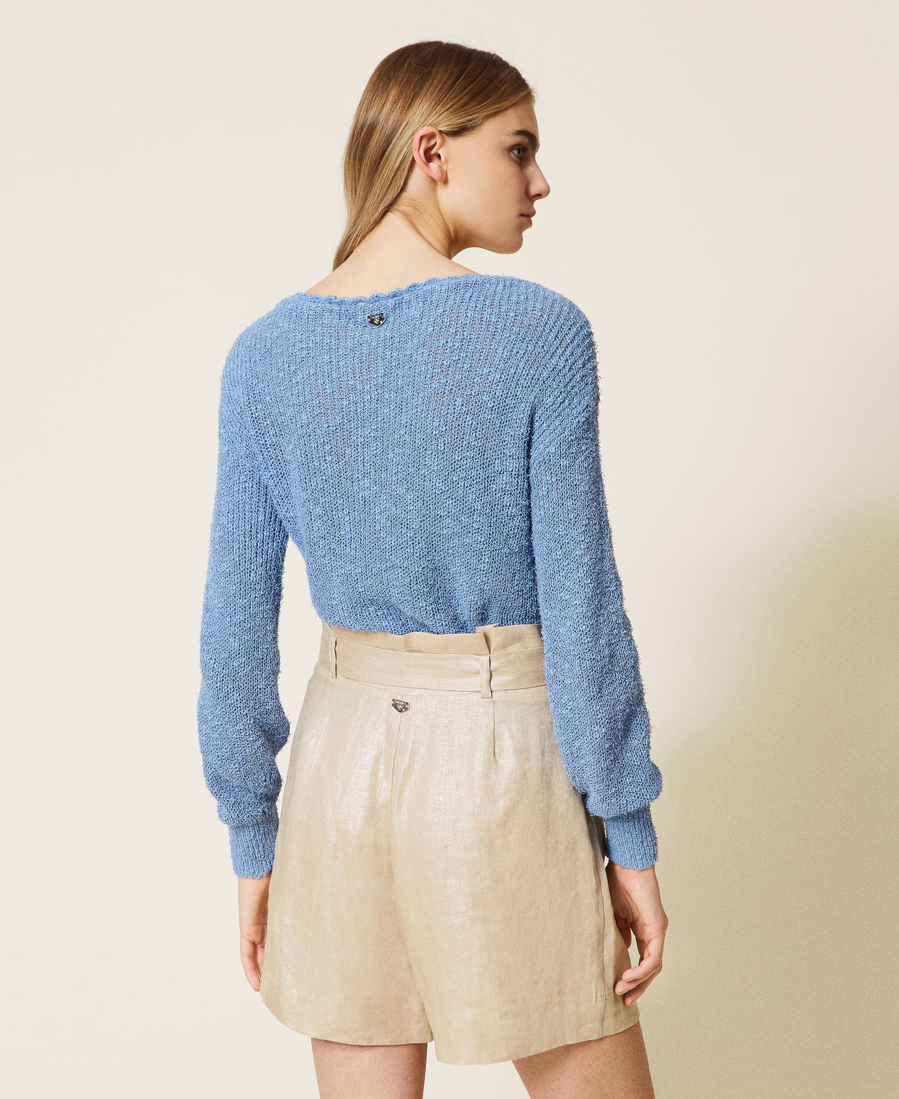 Jersey est&aacute;ndar con ganchillo