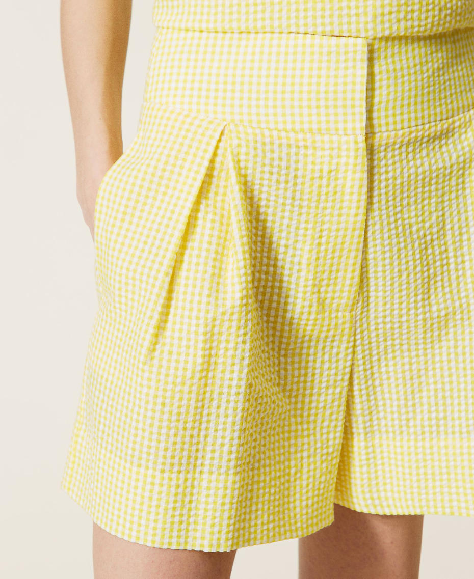 Gingham shorts with pleats "Celandine” Yellow Gingham Woman 221LM2HDD-04