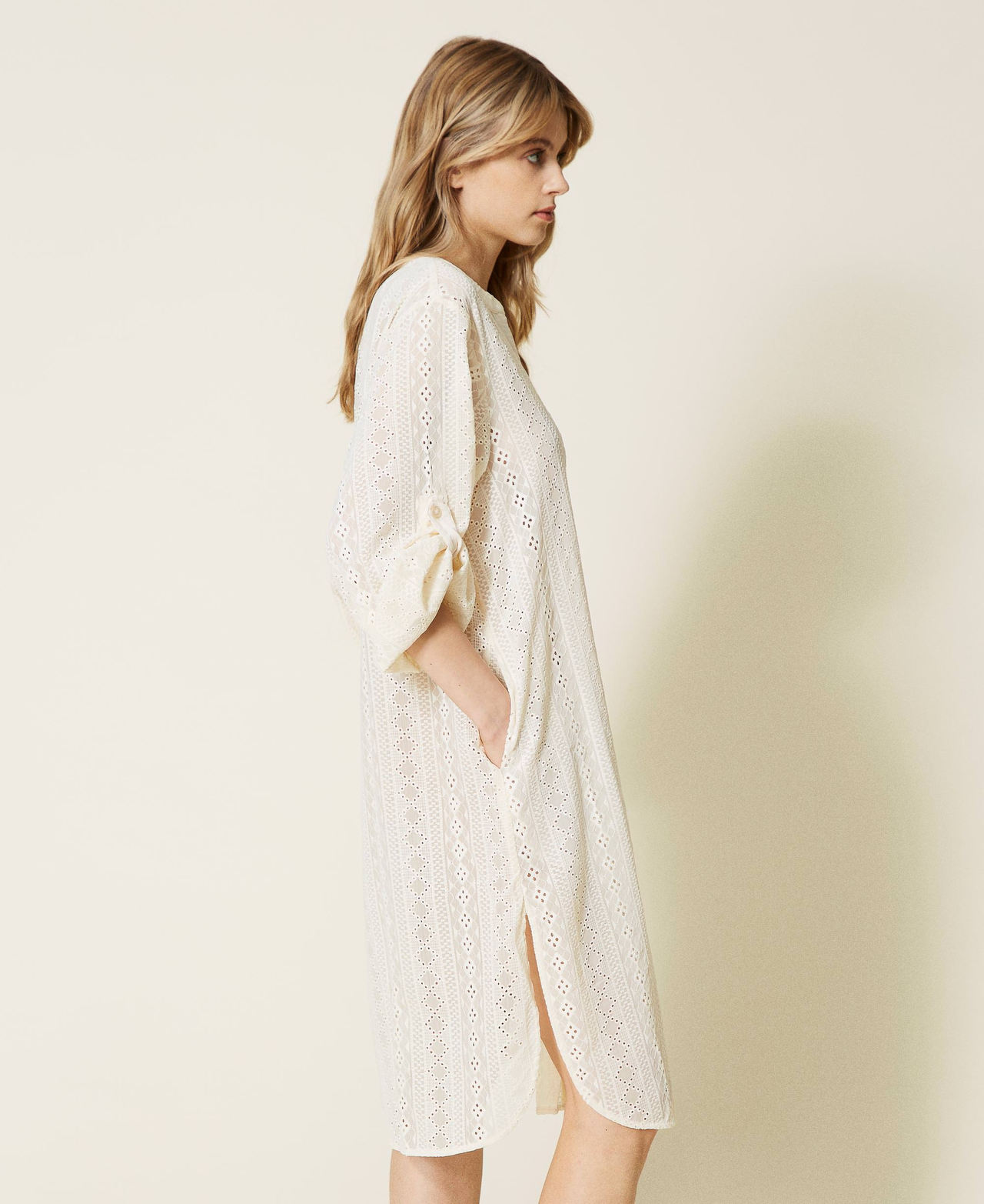 Abito chemisier longuette con ricamo