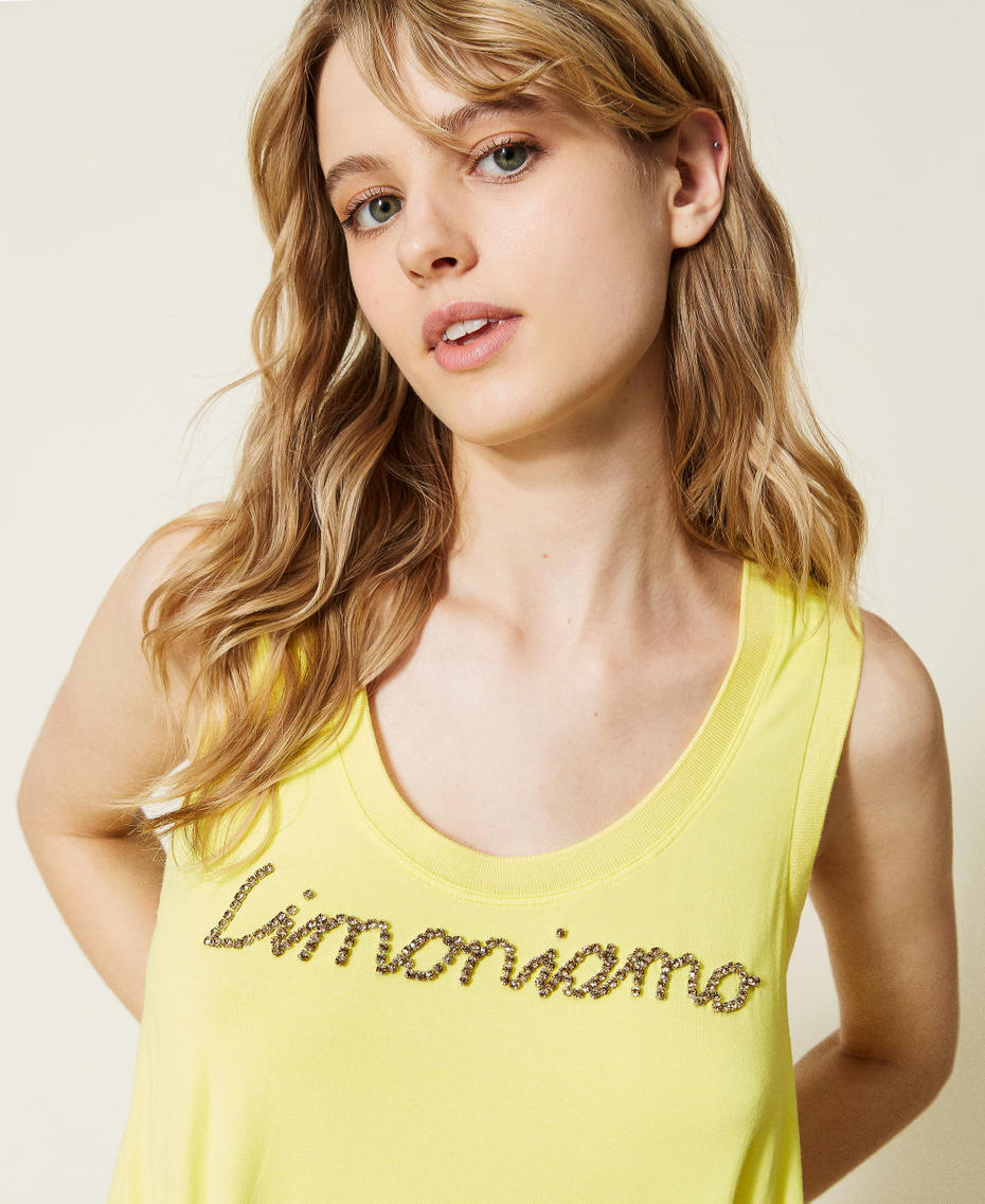 Jersey dress with embroidery