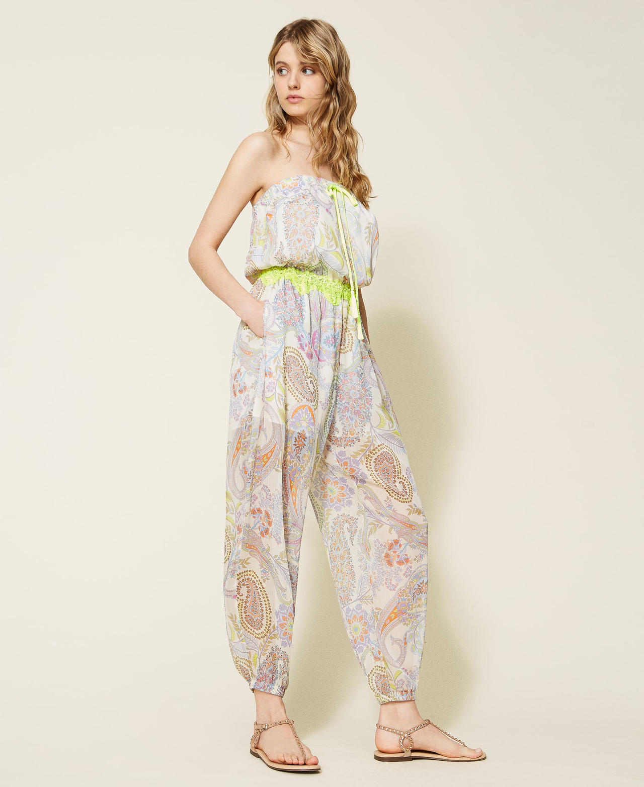Long printed jumpsuit with neon-coloured details Paisley and Flower Print Woman 221LM2TFF-02