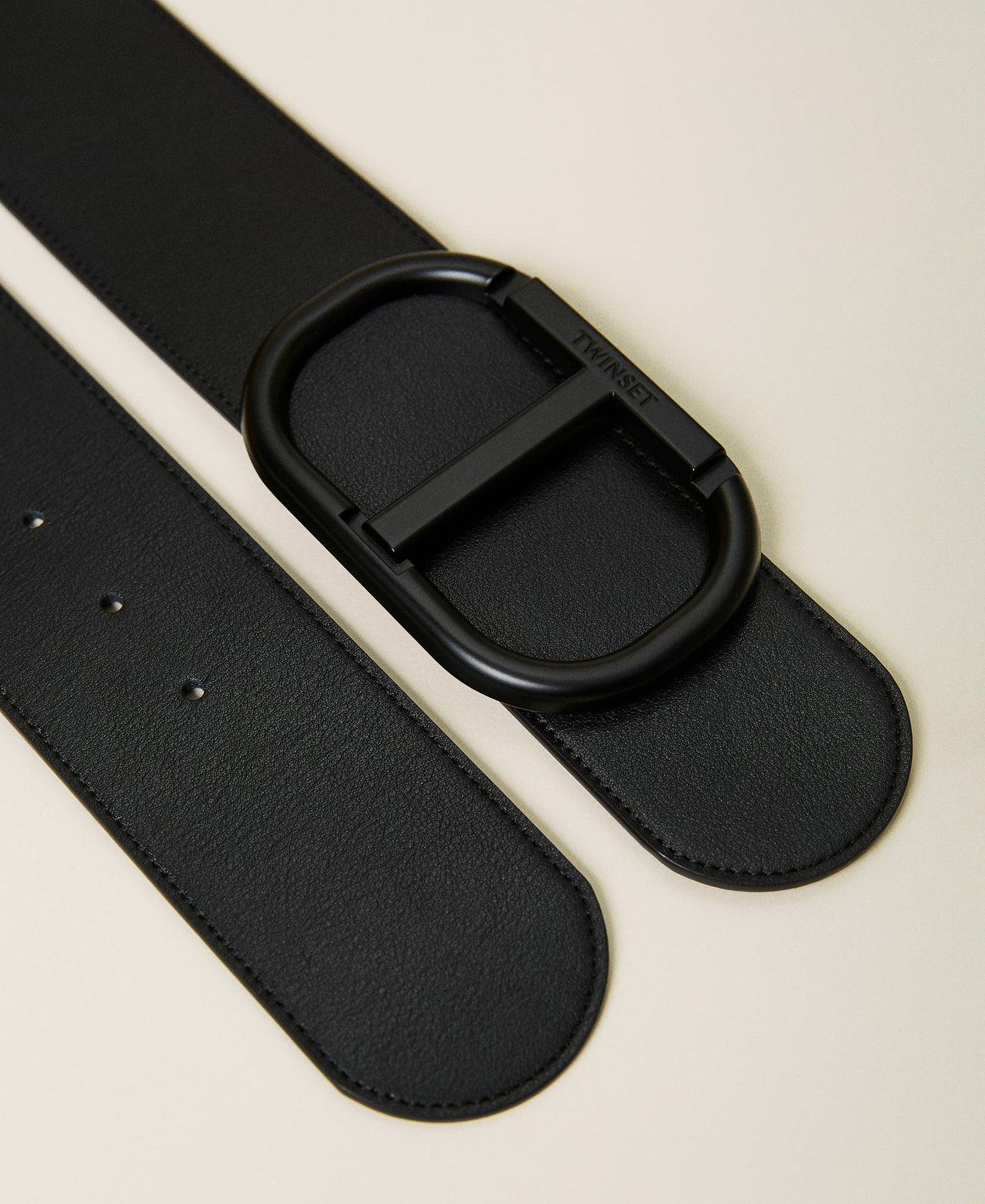 Leather belt with logo