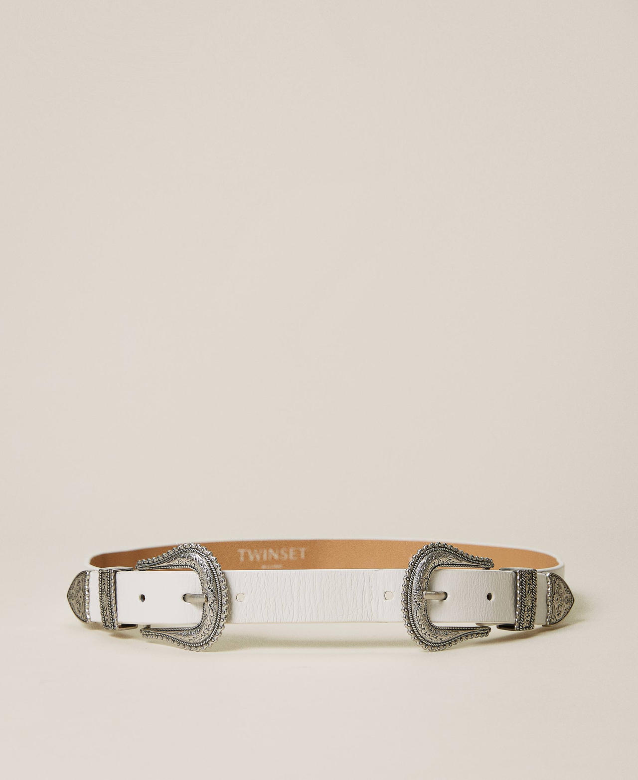 Lederg&uuml;rtel mit zwei Schnallen