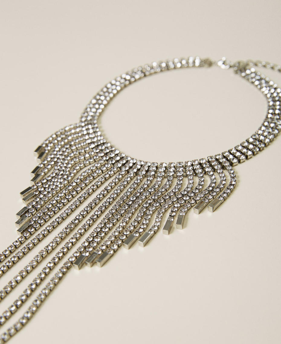 Choker with rhinestones and fringes