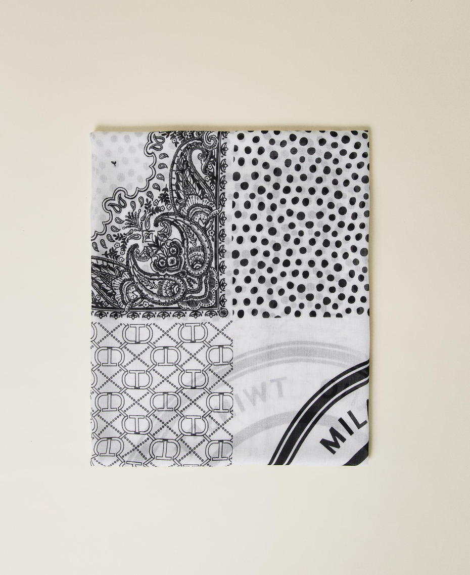 Kefiah with prints