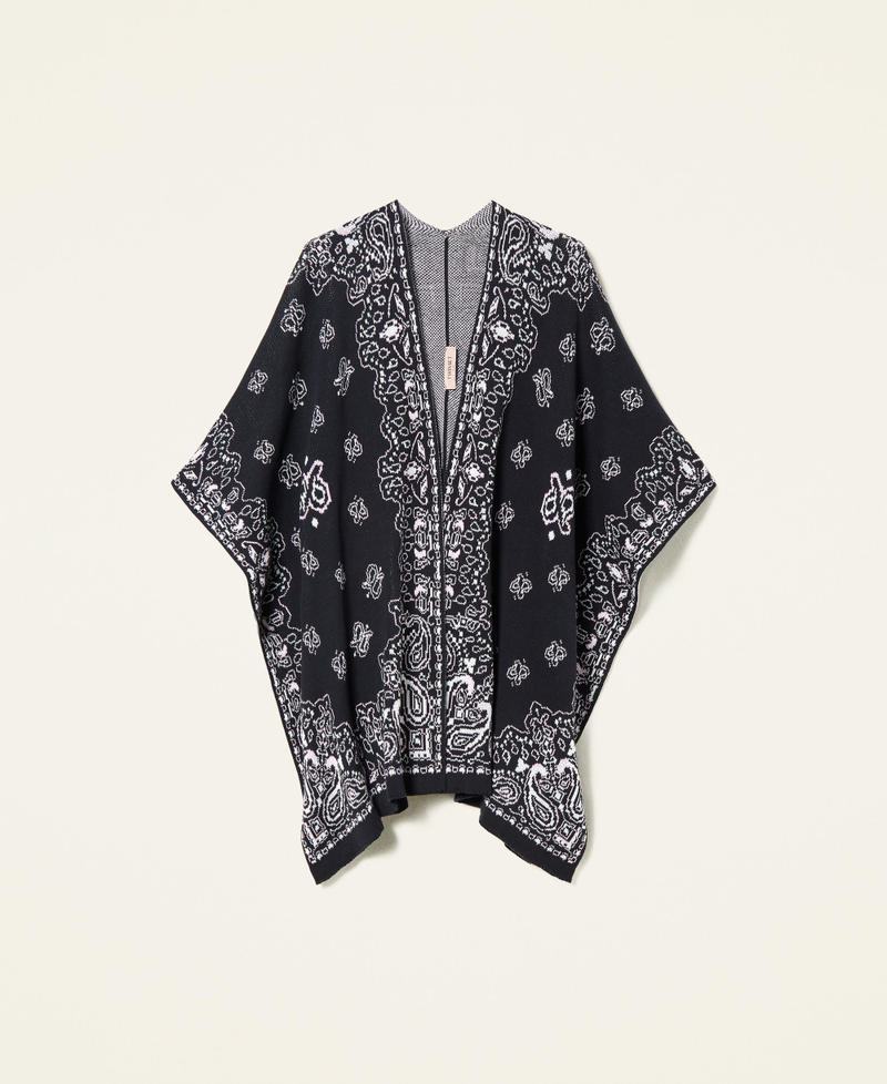 Jacquard poncho with bandanna pattern