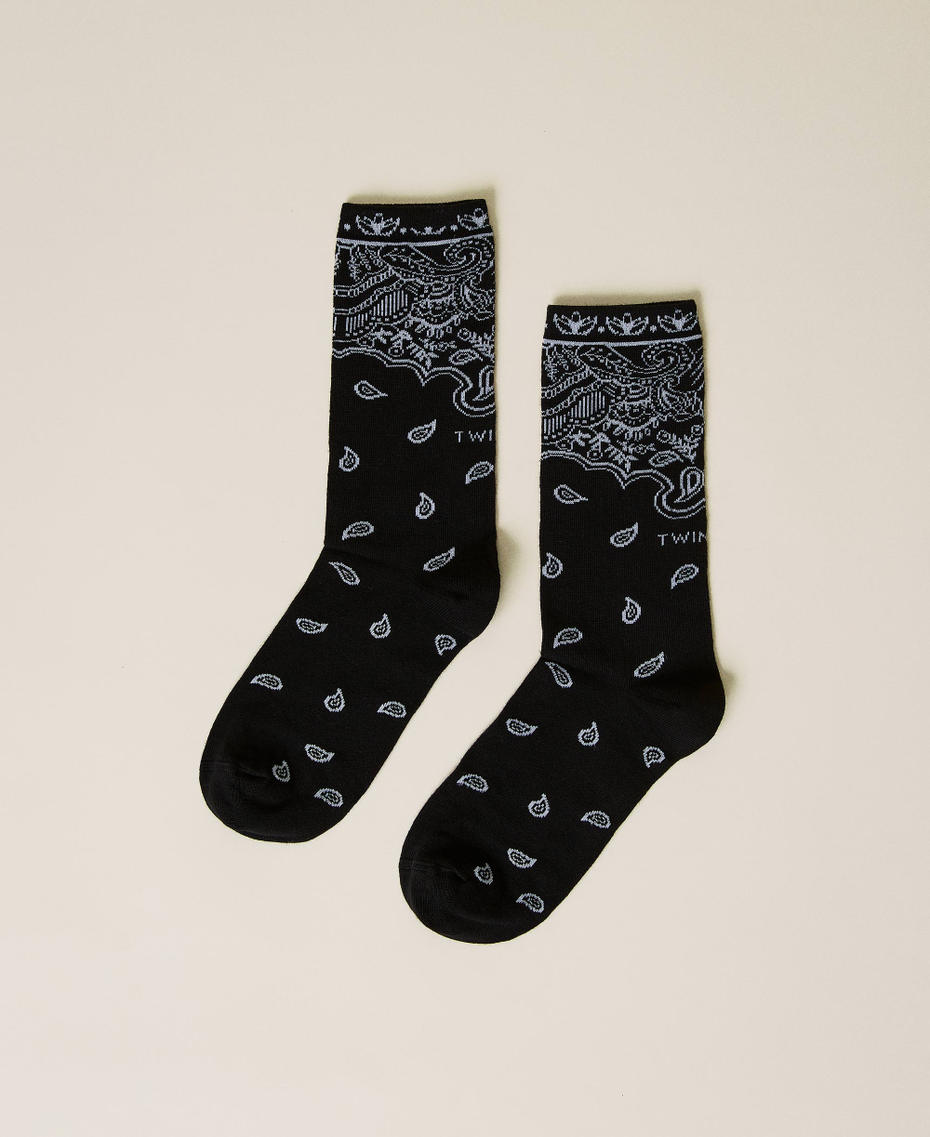 Jacquard socks with bandanna pattern Black Bandanna Jacquard/ “Snow” White Woman 221TA4120-01
