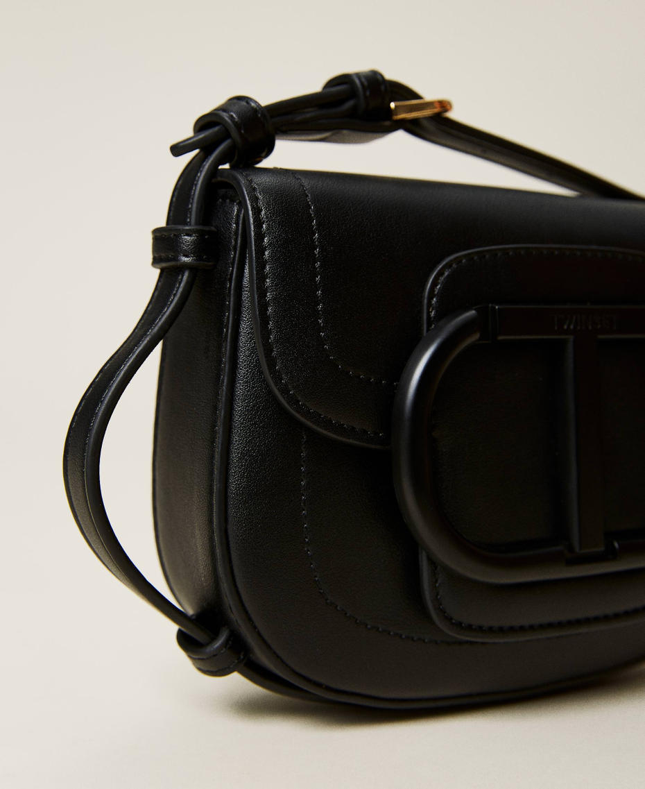 Shoulder bag with enamelled logo Black Woman 221TB7171-04