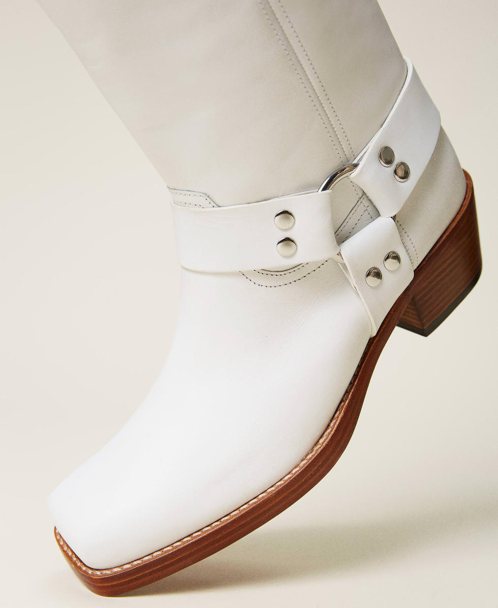 Botas con correas mujer sales