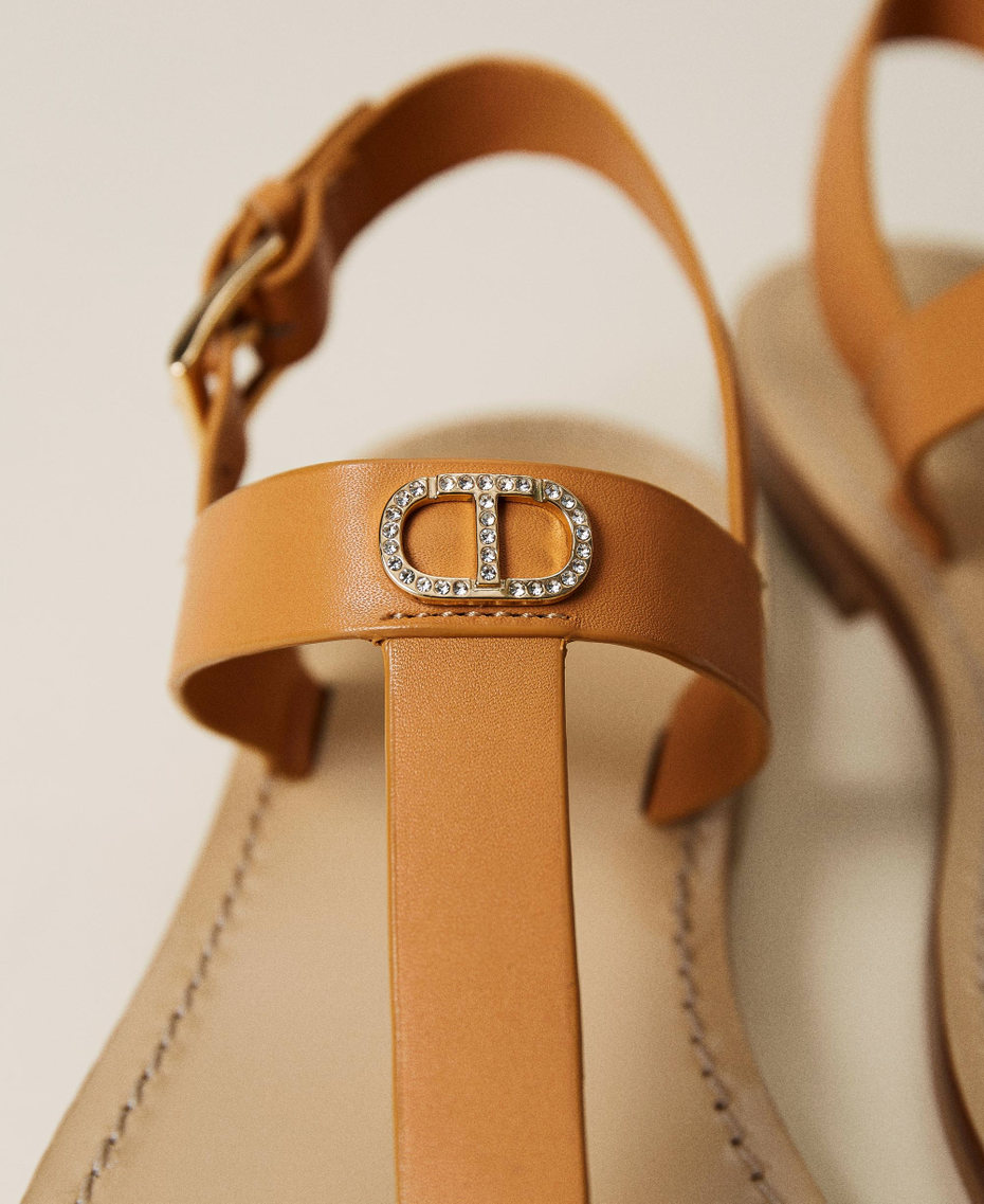 Sandali infradito con logo strass