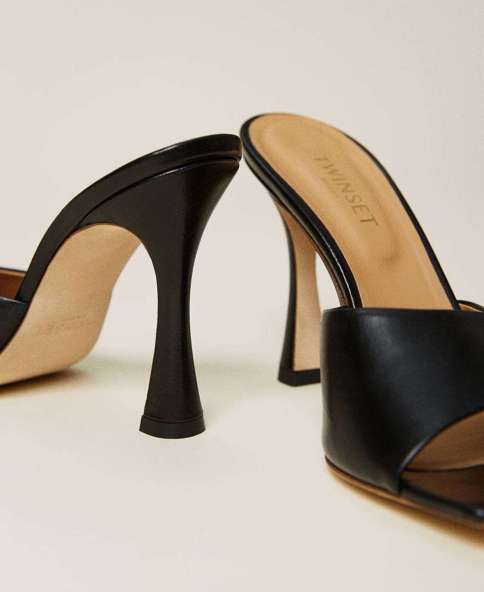 Mules cuir noir femme 2025