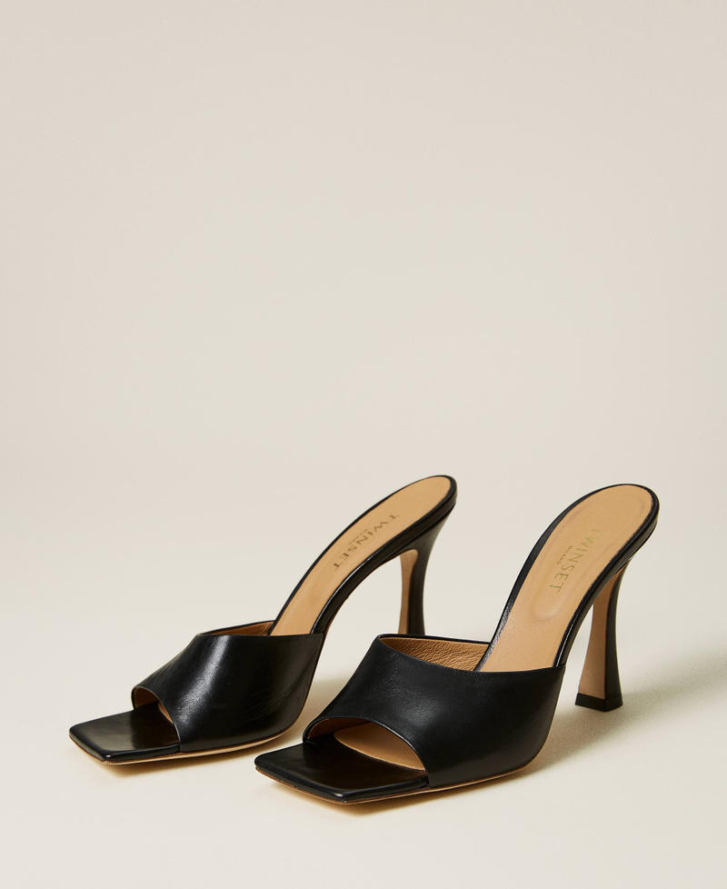 Sandales mules en cuir nappa Noir Femme 221TCP080-03