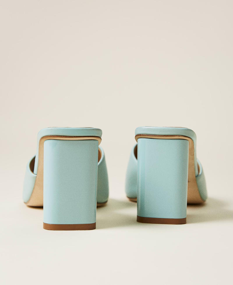 Mules aus Nappaleder