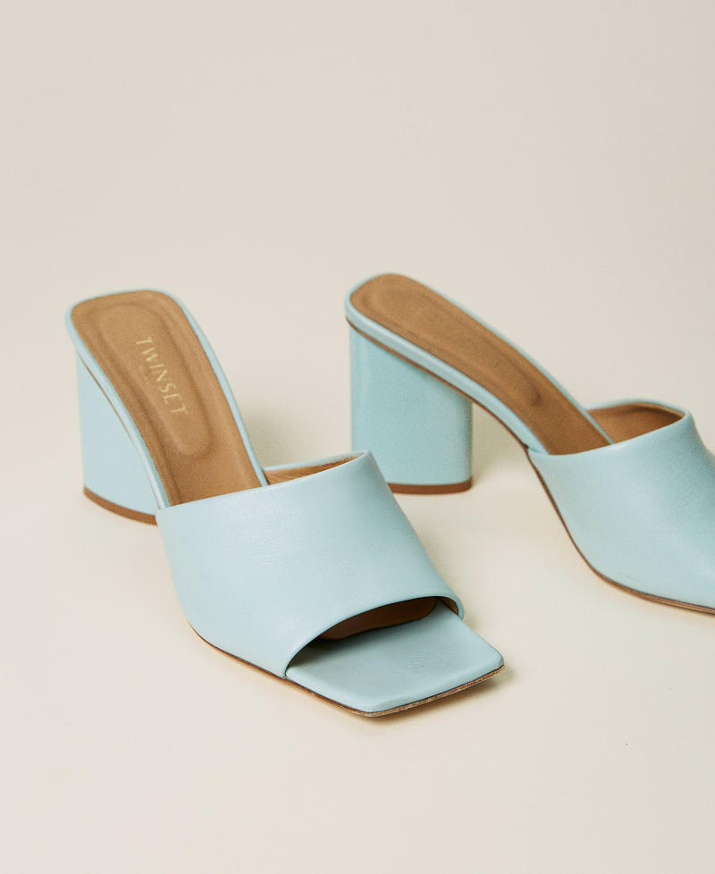 Mules aus Nappaleder