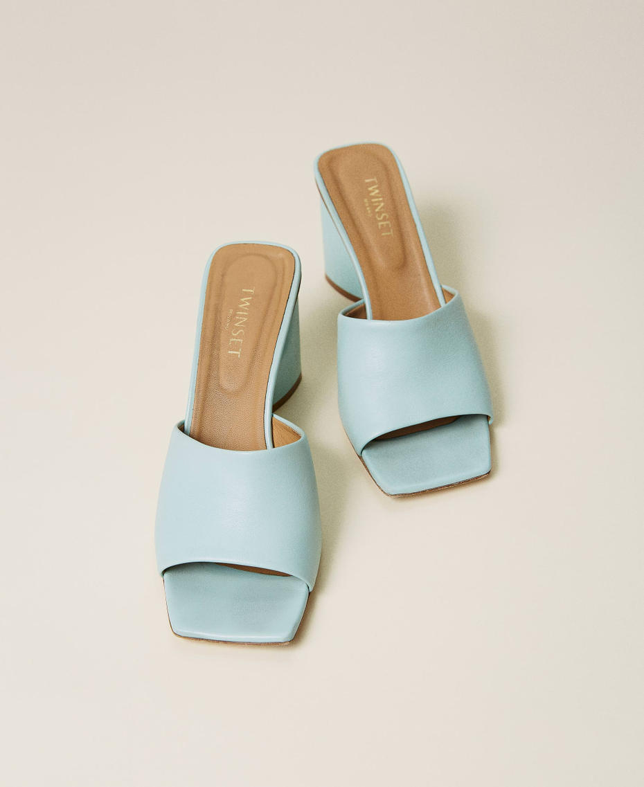 Mules aus Nappaleder