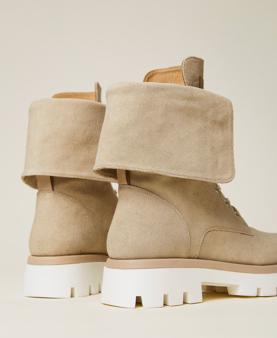 Canvas combat boots