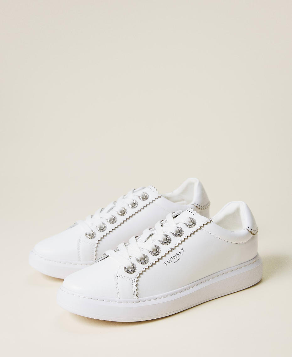 Baskets en cuir avec strass