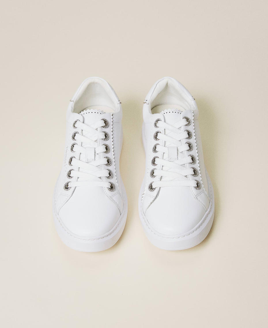 Baskets en cuir avec strass