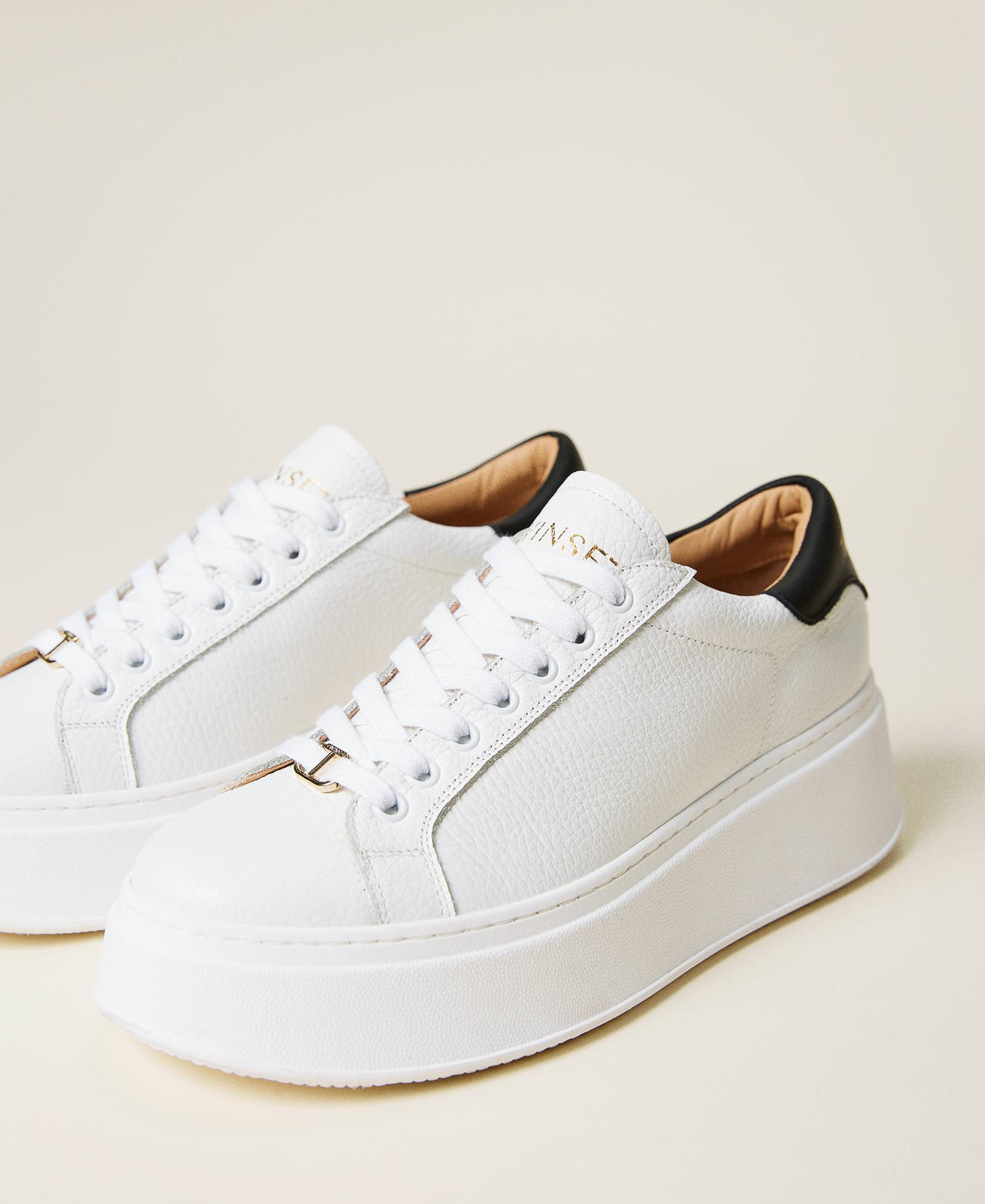 Sneakers in pelle Bicolor Bianco Ottico / Nero Donna 221TCT180-02