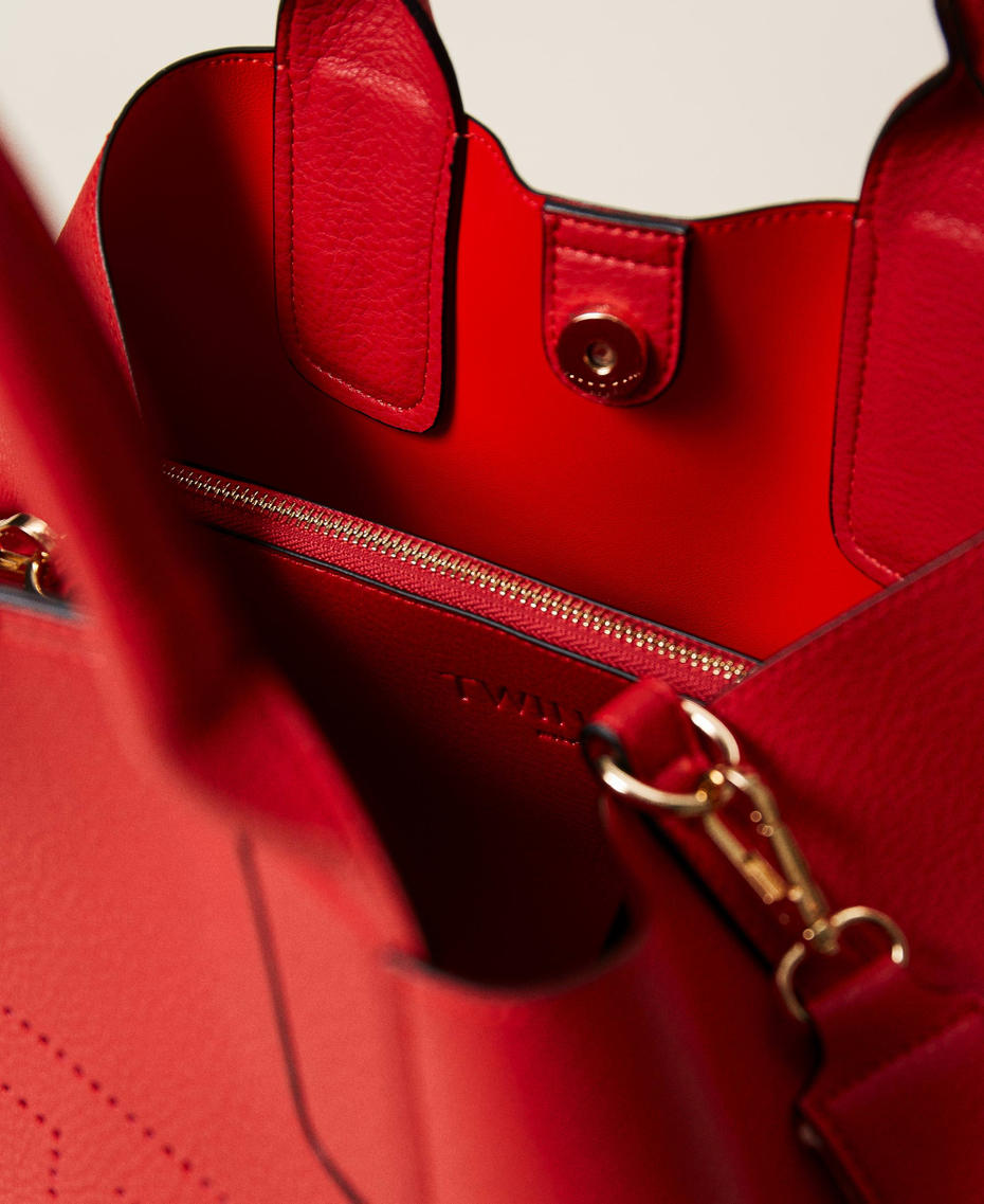 Shopper with openwork logo