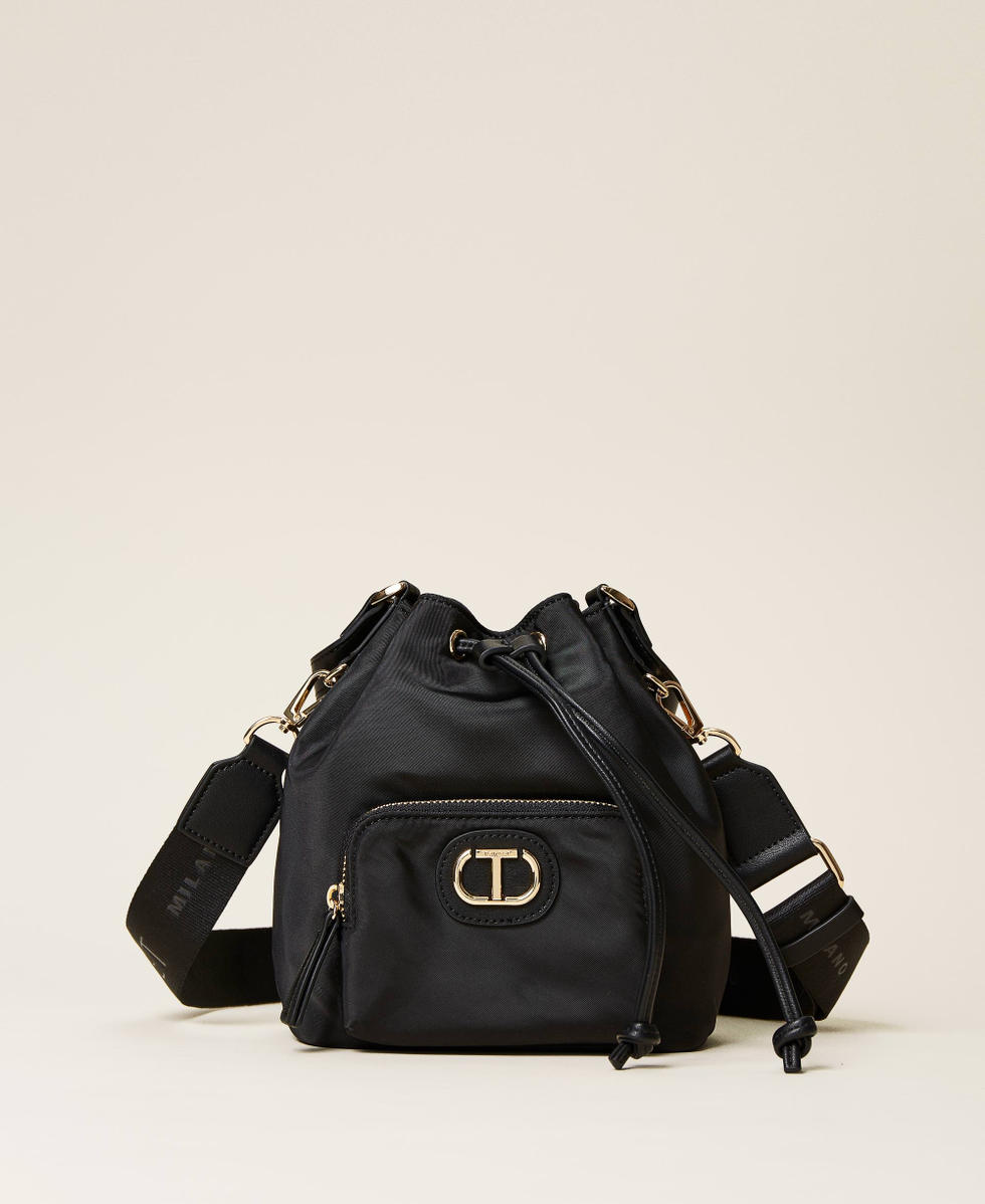 Bolso tipo saco de tejido tecnico