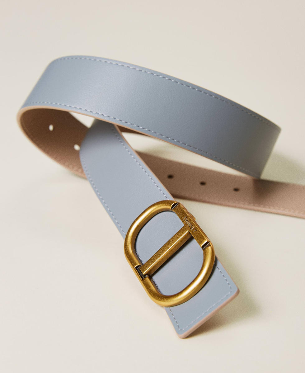Reversible leather belt with Oval T logo Woman, Light blue