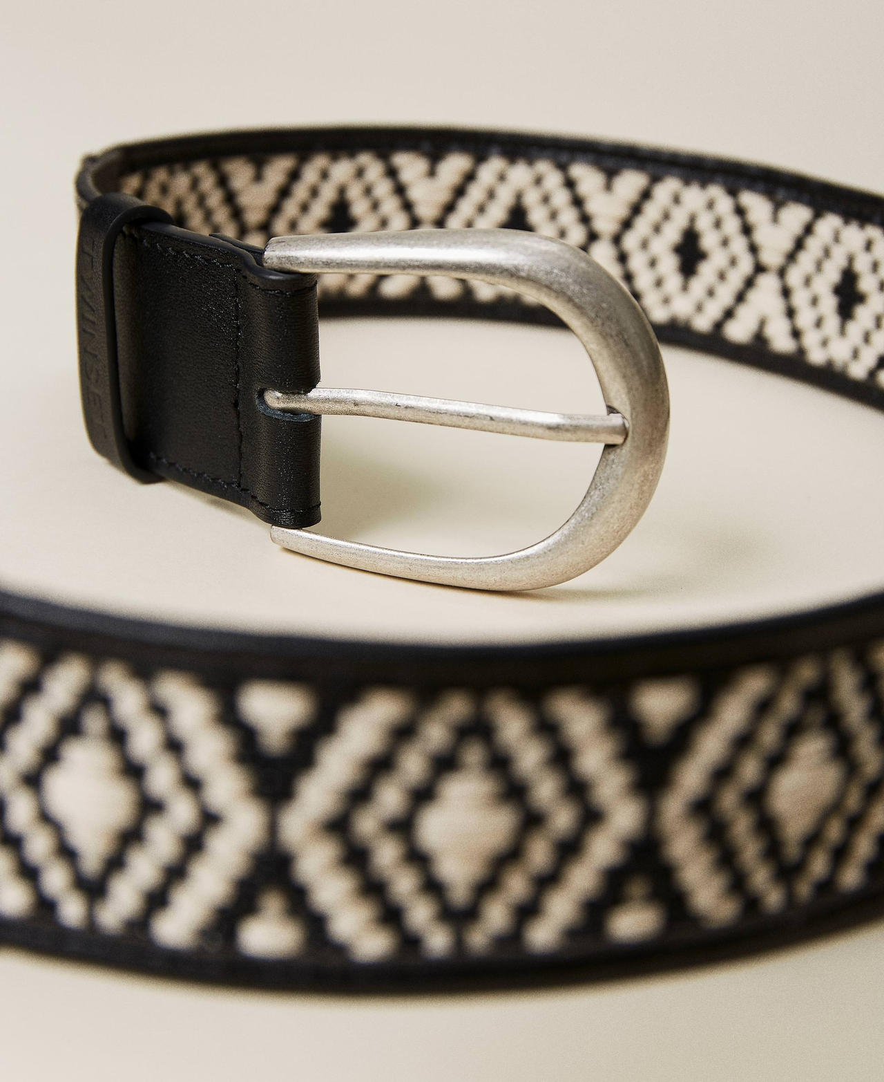Leather belt with jacquard insert Two-tone Lily / Black Woman 221TO501E-03
