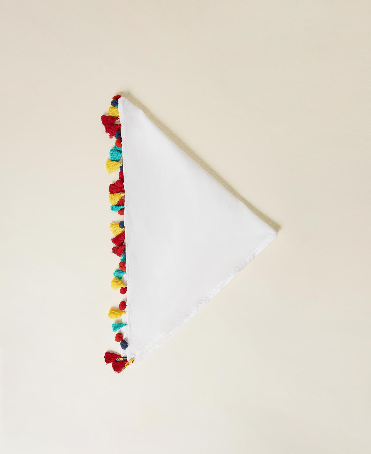 Kefiah with multicolour pompom