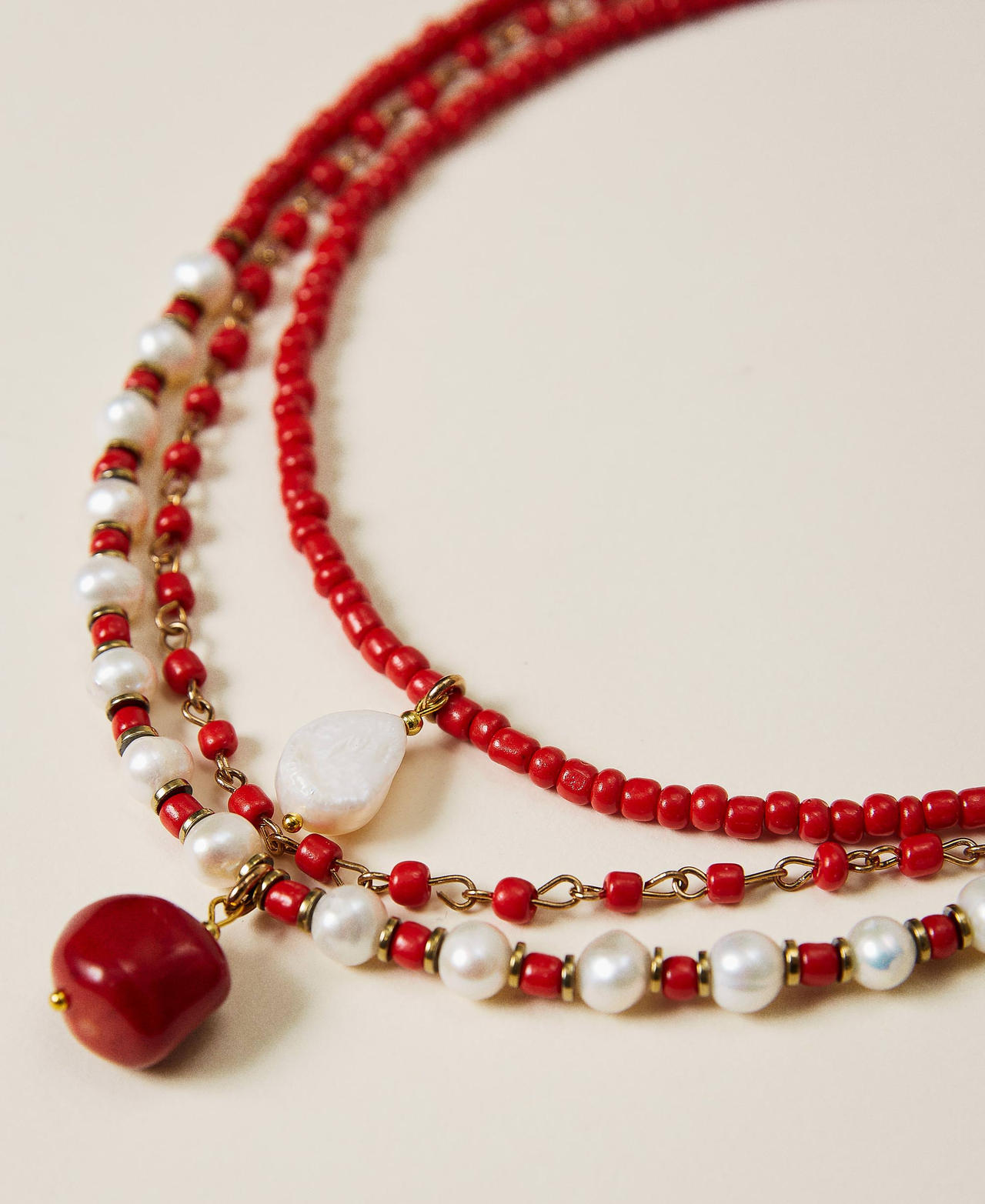 Halsnahe Kette mit Perlen und Bambus-Rocailles Rot Mohn Frau 221TO506C-03