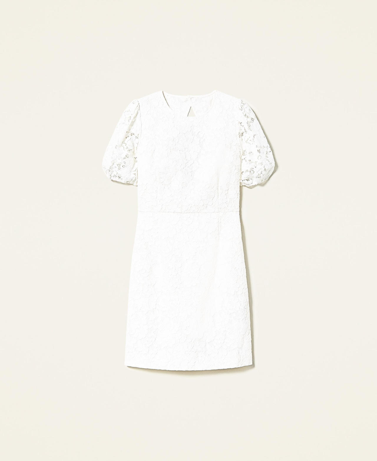 Figurbetontes Kleid aus Makramee Weiß Schnee Frau 221TP2037-0S