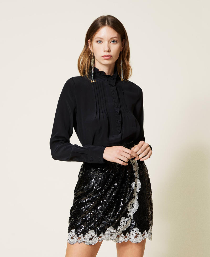 Full sequin short skirt with embroidery Bicolour Black / "Snow" White Woman 221TP2043-02