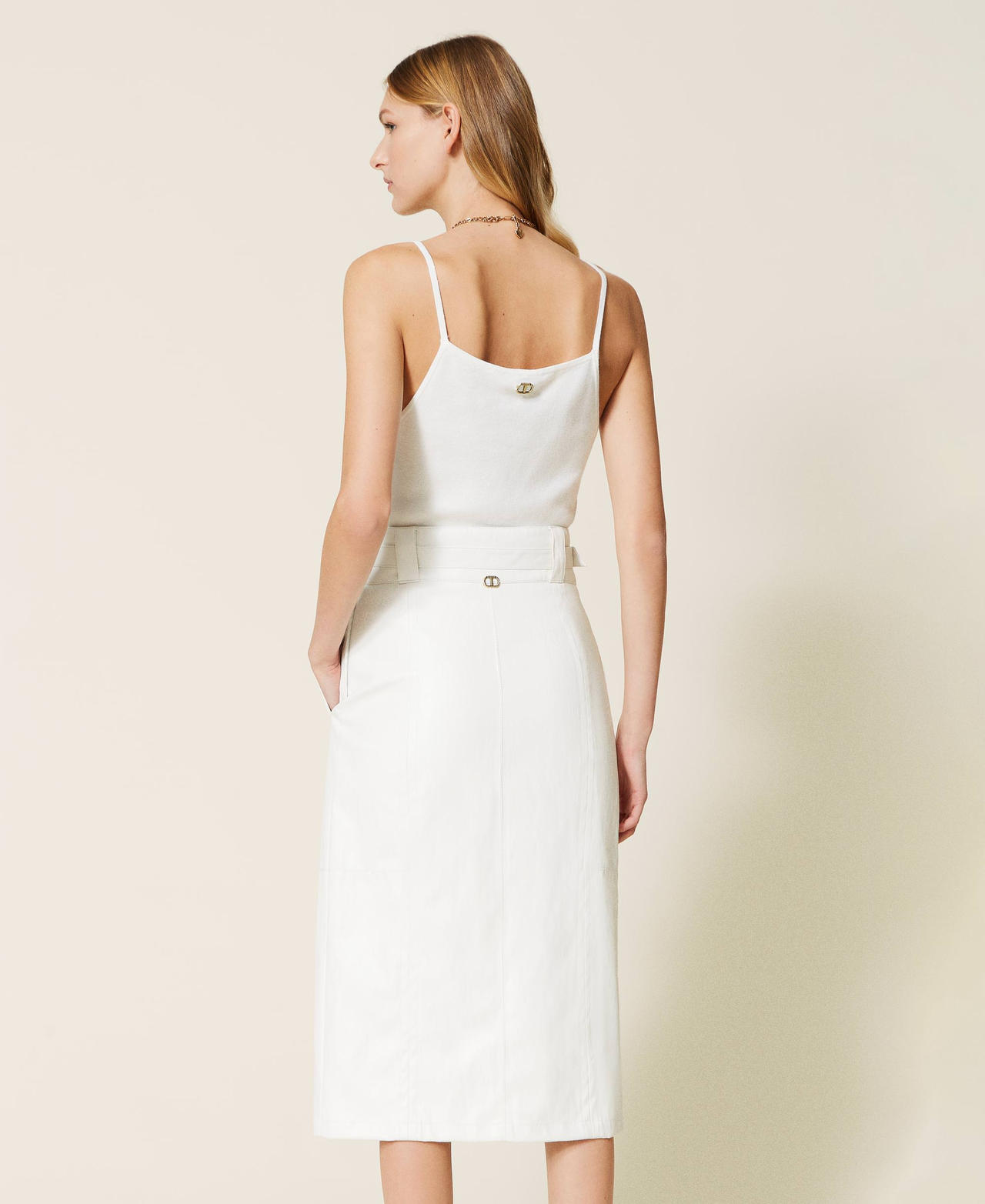 Falda midi de talle alto