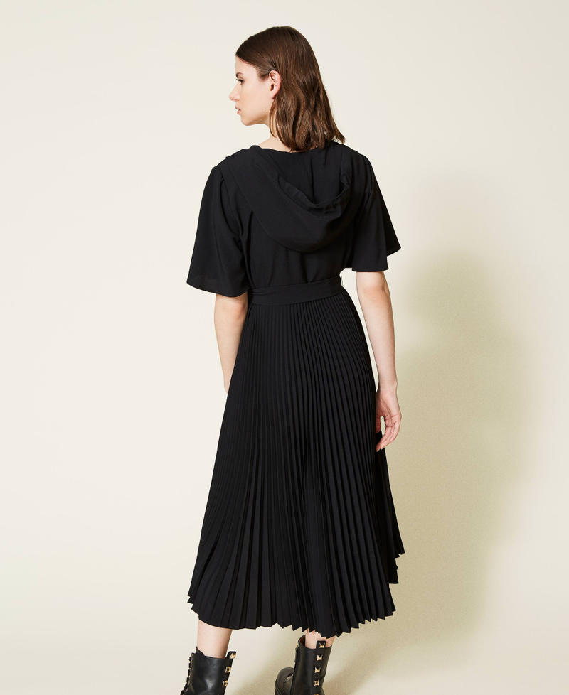 Платье из крепдешина с плиссировкой Черный женщина 221TP214A-03