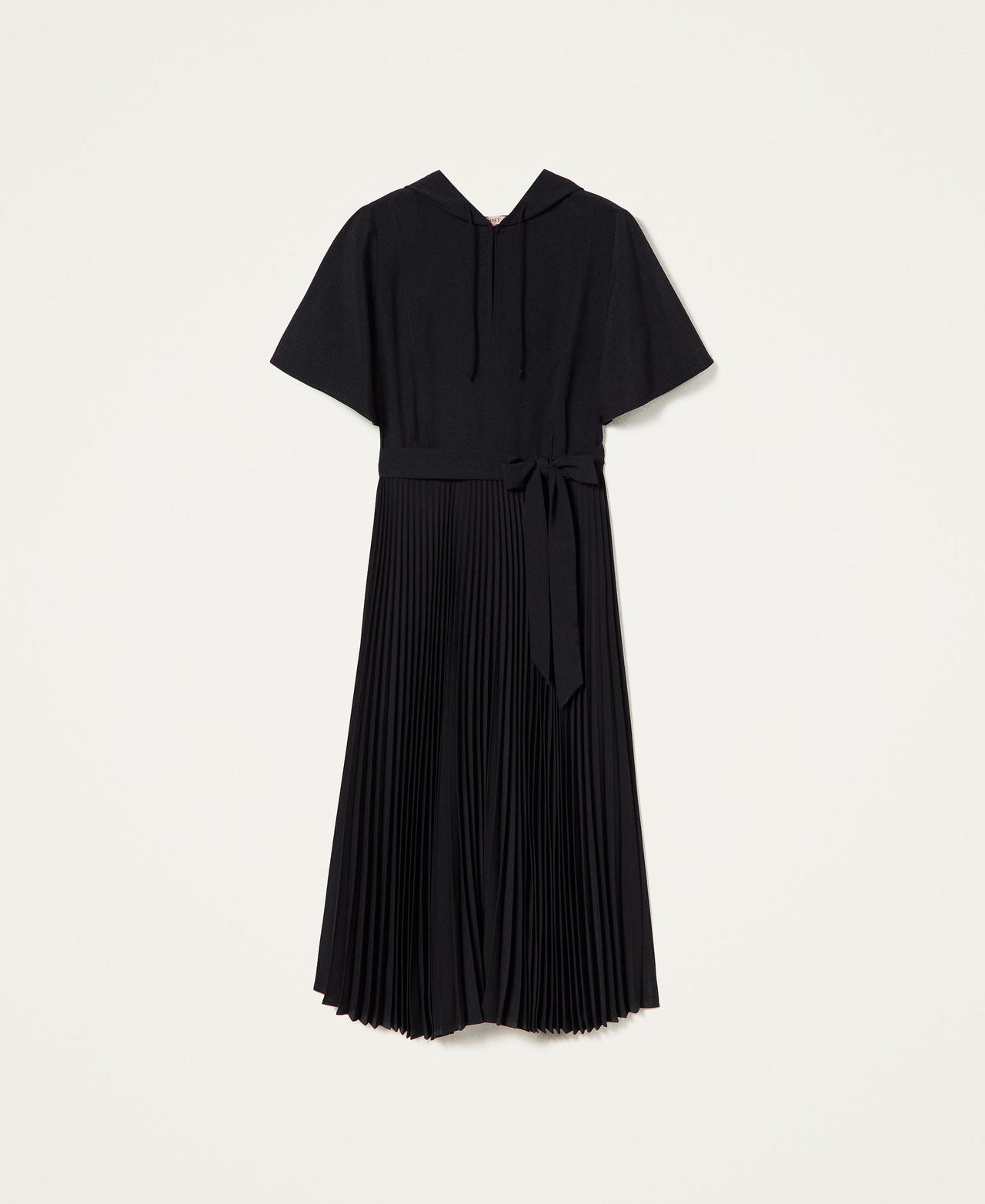 Kleid aus Crêpe de Chine mit Plissee Schwarz Frau 221TP214A-0S
