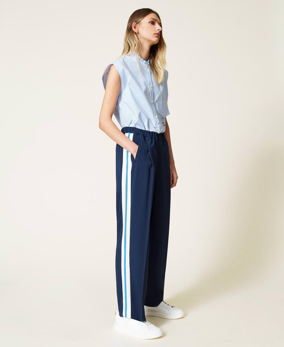 Pantalon avec bandes lat&eacute;rales