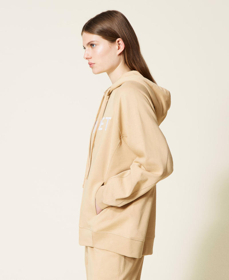 Oversize hoodie with embroidered logo