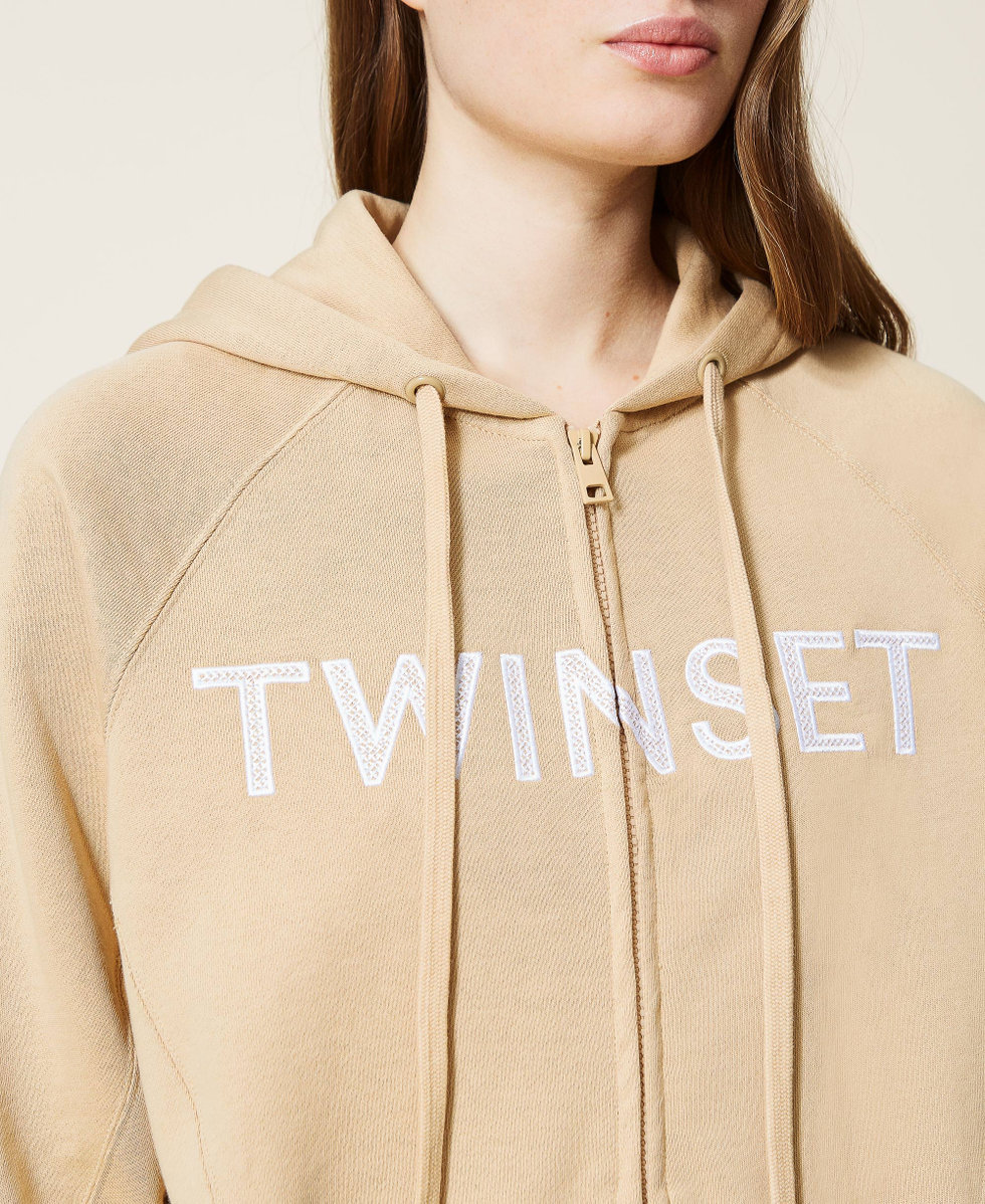 Oversize hoodie with embroidered logo