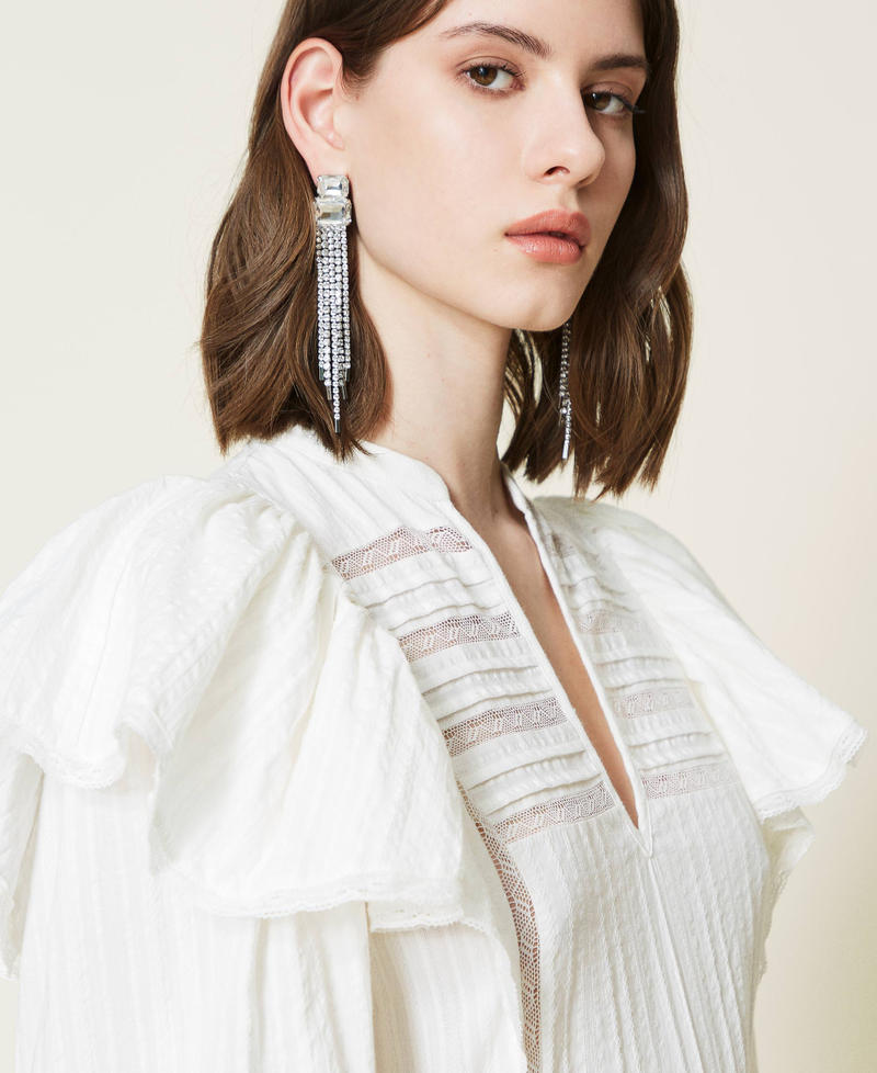 Robe en mousseline avec dentelle