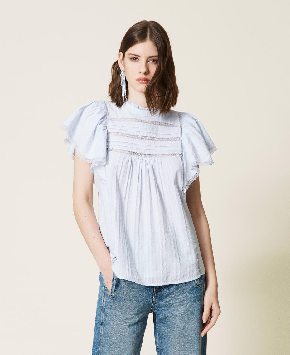 Muslin top with lace