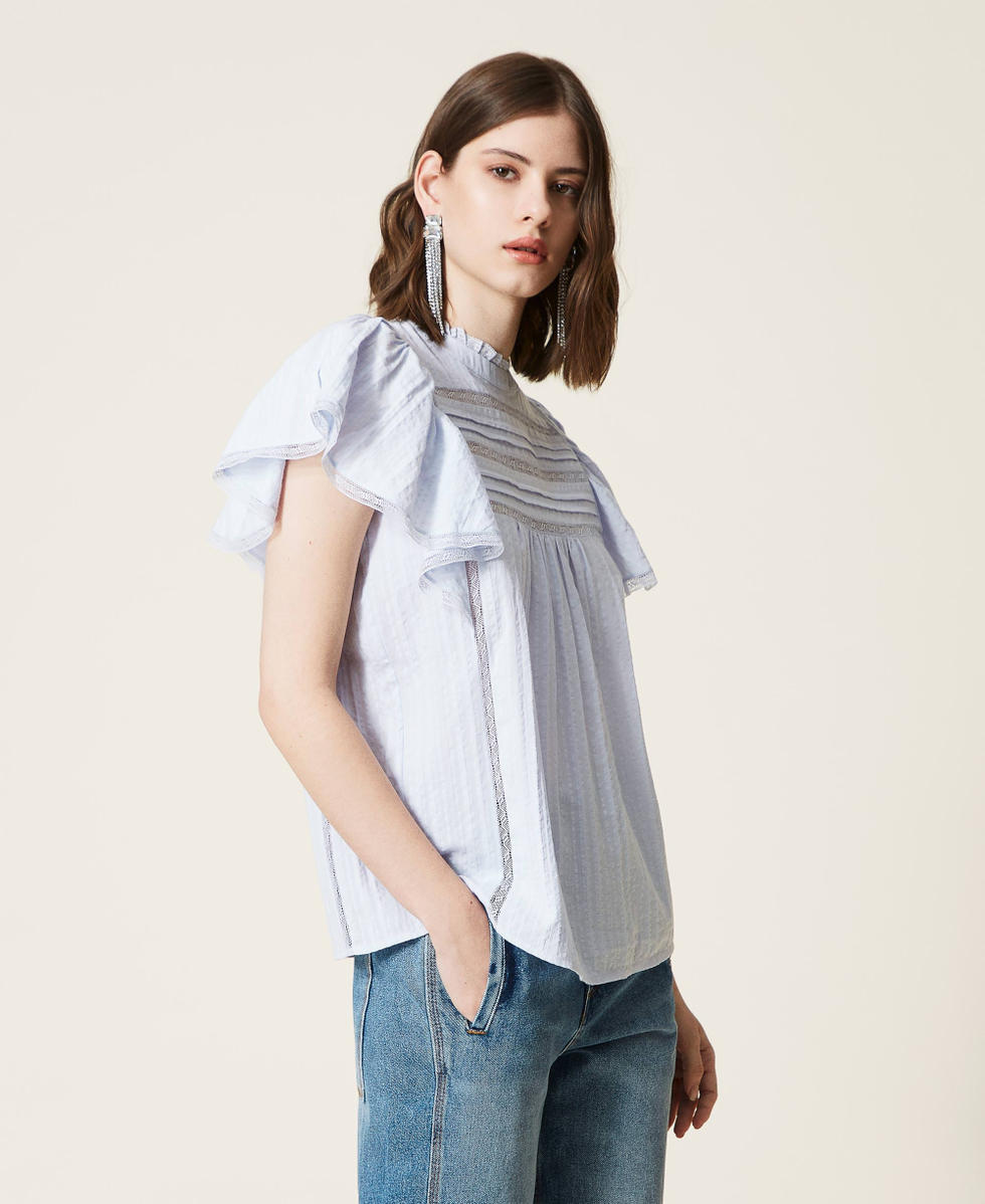 Muslin top with lace