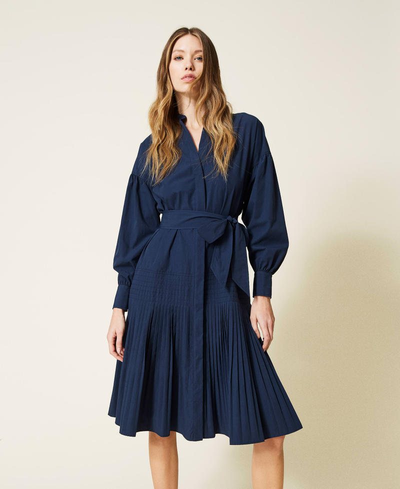 Robe en popeline avec plissé