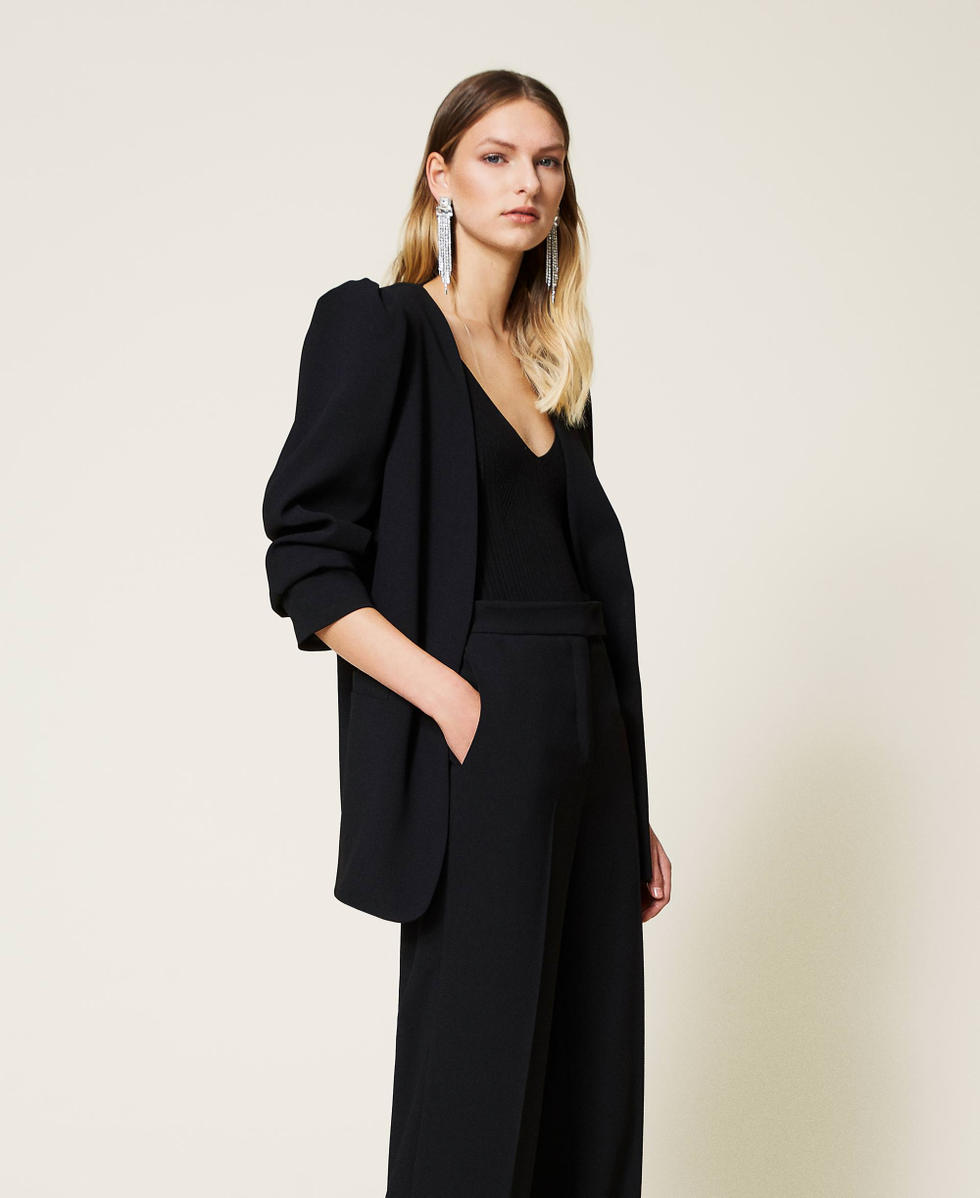 Blazer with puffed sleeves