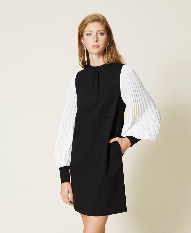 Dress with pleated sleeves Bicolour Black / "Snow" White Woman 221TP2510-01