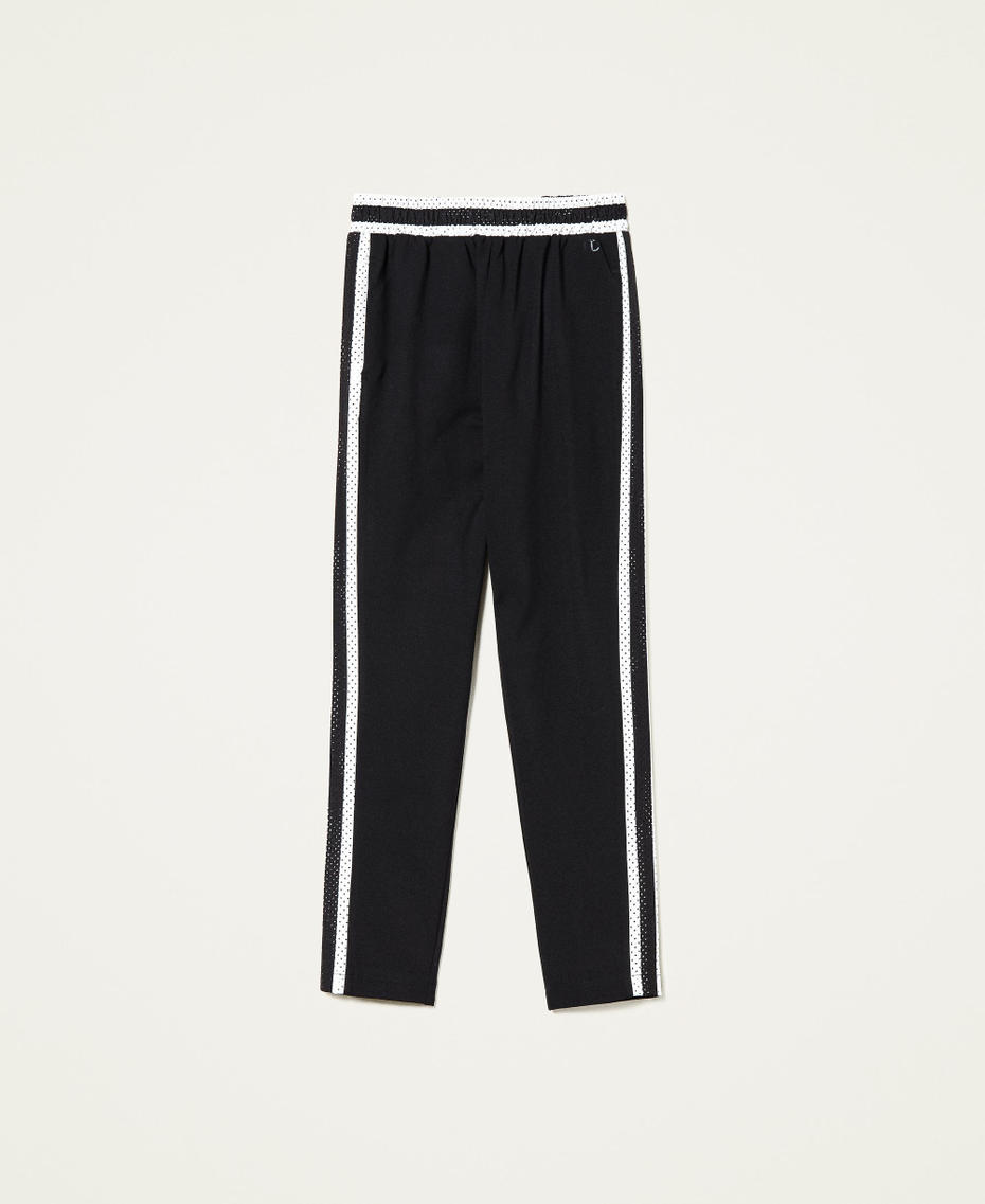 Trousers with side bands