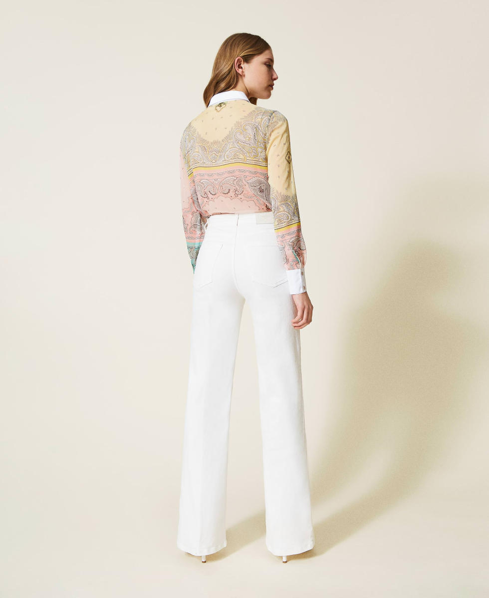 Pantalon &eacute;vas&eacute; en bull