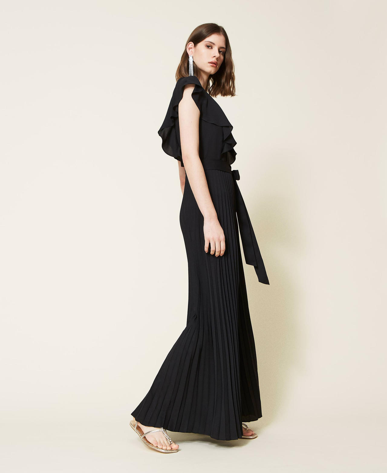 Длинное платье-комбинезон с плиссировкой Черный женщина 221TP2673-02