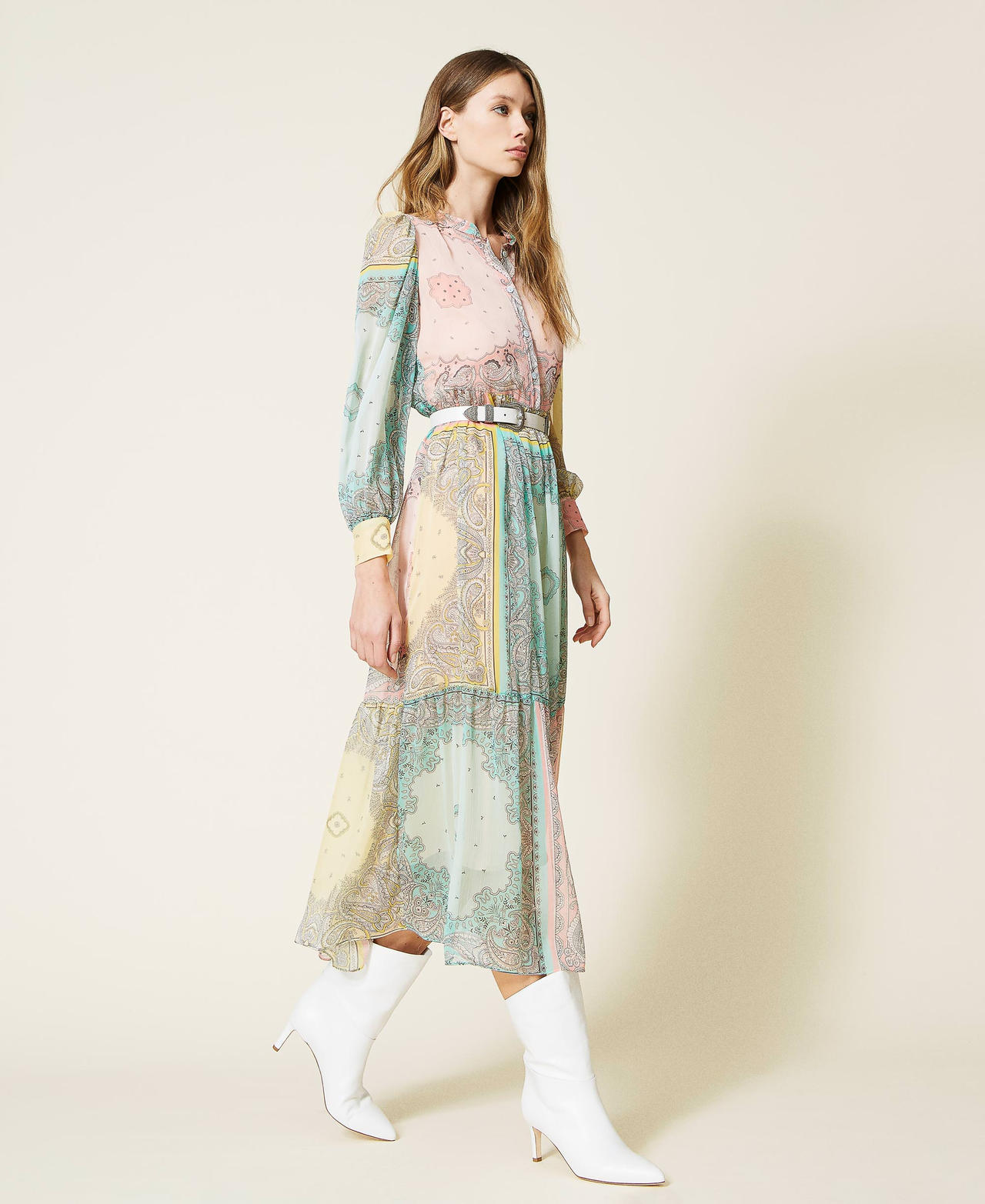 Long dress with patchwork bandanna print Pastels Bandanna Print Woman 221TP2701-02
