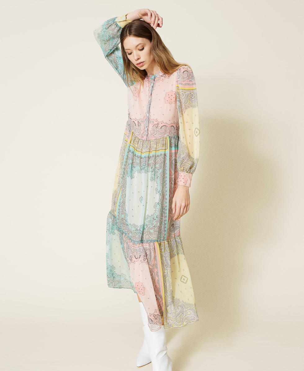 Robe longue avec imprim&eacute; patchwork bandana