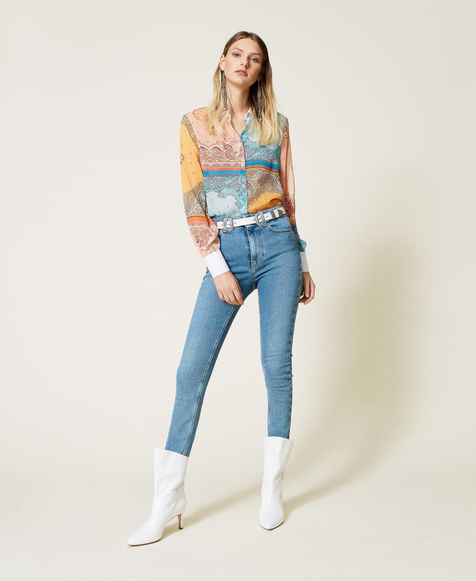 Camicia con stampa patchwork bandana