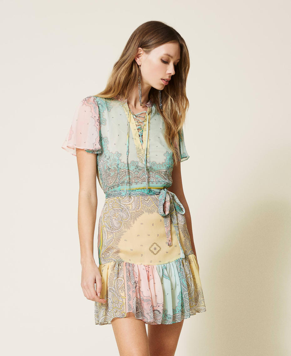 Kleid mit Bandana-Patchworkprint Bandanaprint Pastelle Frau 221TP2705-01